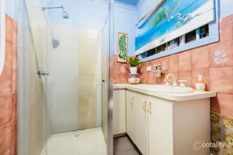 Property photo of 63 Conrad Street St Albans VIC 3021