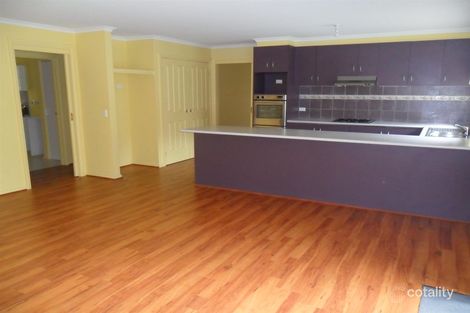 Property photo of 77 Hancock Drive Berwick VIC 3806