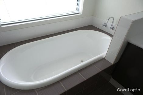 Property photo of 2 Cambridge Boulevard Abbey WA 6280