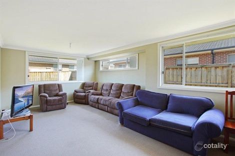 Property photo of 39 Young Circuit Elderslie NSW 2570