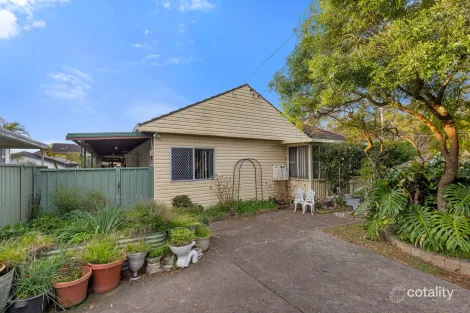 Property photo of 23 Anzac Avenue Engadine NSW 2233