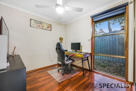 Property photo of 2 Wallace Road Cranbourne VIC 3977