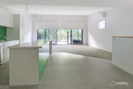 Property photo of 11 Roxburgh Court Warrnambool VIC 3280