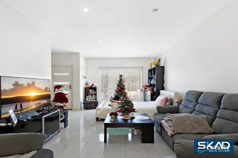 Property photo of 20 Densham Way Craigieburn VIC 3064