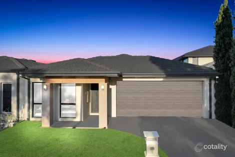 Property photo of 4 Turon Way Tarneit VIC 3029