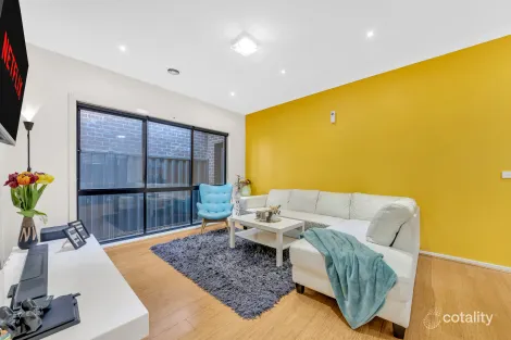 Property photo of 4 Turon Way Tarneit VIC 3029