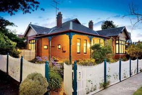 4 Tashinny Rd, Toorak, VIC 3142