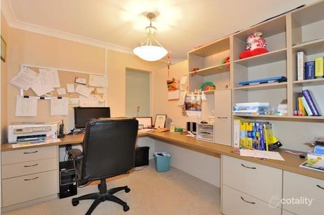 18 Seacrest St, Safety Bay, WA 6169