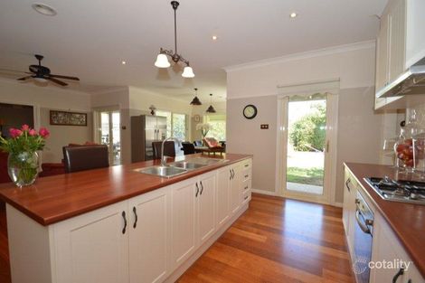 Property photo of 10 Boston Court Wangaratta VIC 3677