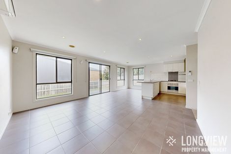 Property photo of 16 Triumph Way Skye VIC 3977