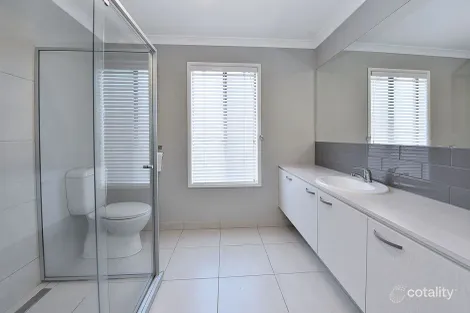 Property photo of 115 Ellscott Boulevard Mickleham VIC 3064