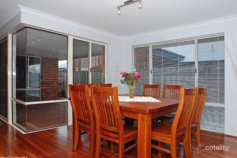 Property photo of 33 Arbor Drive Ellenbrook WA 6069
