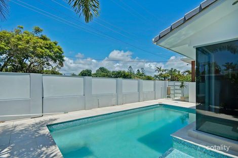Property photo of 26 Vatakoula Parade Mermaid Waters QLD 4218