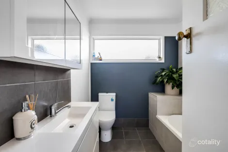 Property photo of 336 Tor Street Newtown QLD 4350