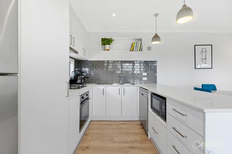 Property photo of 2/74 Hall Road Carrum Downs VIC 3201