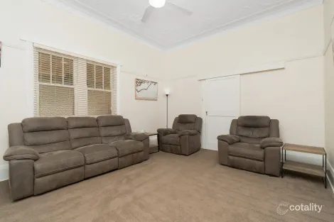 Property photo of 140 Loftus Street Temora NSW 2666