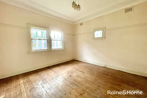 Property photo of 18 Folkestone Parade Botany NSW 2019