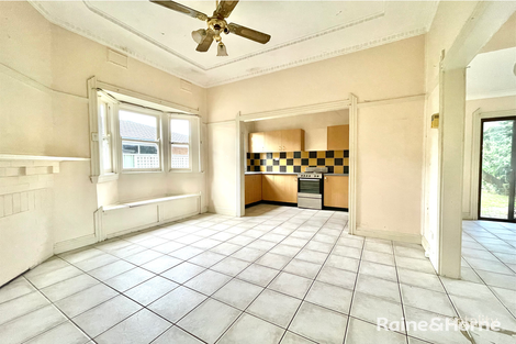 Property photo of 18 Folkestone Parade Botany NSW 2019