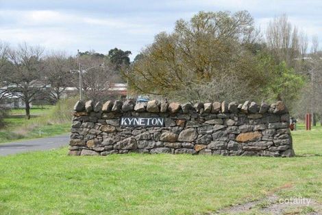 82 Caroline Chisholm Dr, Kyneton, VIC 3444