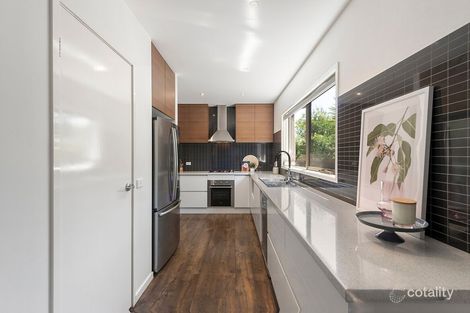 Property photo of 3/24 Dunoon Street Mooroolbark VIC 3138