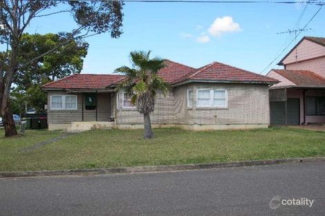 35 Cockburn Cres, Fairfield East, NSW 2165