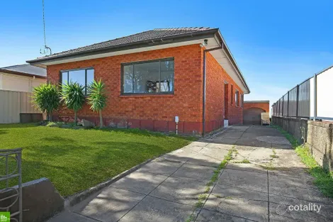 15 Sheffield St, Cringila, NSW 2502
