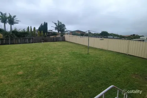 Property photo of 3 Beverley Avenue Unanderra NSW 2526