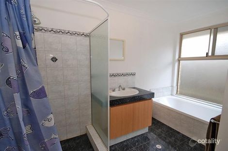 Property photo of 7 Frond Circuit Banksia Grove WA 6031