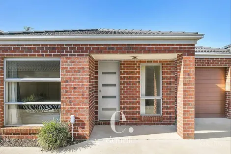 2/10 Raymond George Pl, Lara, VIC 3212