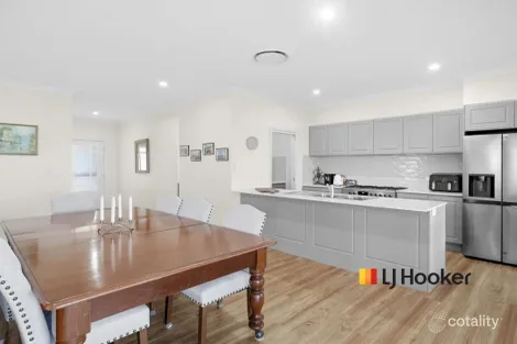 Property photo of 14 Kingsford Smith Place Narromine NSW 2821