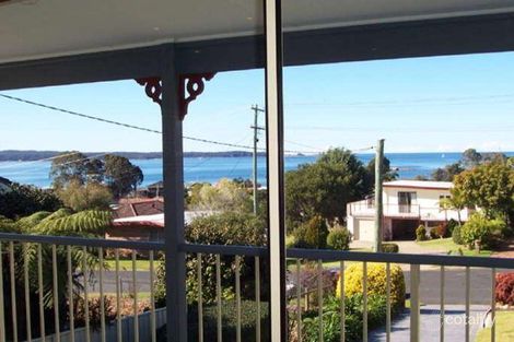 42 Calton Rd, Batehaven, NSW 2536