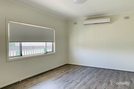 Property photo of 1/12 Argyle Place Macquarie Fields NSW 2564