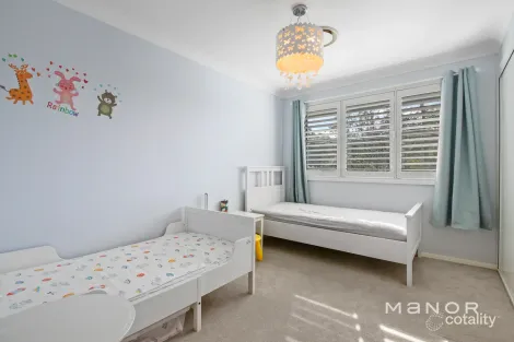 Property photo of 3 Lawson Place Castle Hill NSW 2154