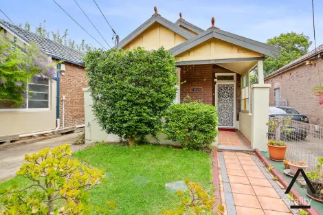 325 New Canterbury Rd, Dulwich Hill, NSW 2203