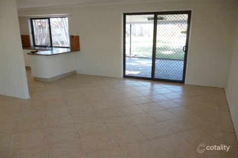 4 Crestwood Dr, Camira, QLD 4300