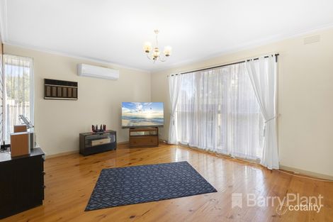 Property photo of 6 Cheviot Road Keysborough VIC 3173