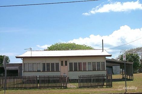 6 Edward St, Urangan, QLD 4655