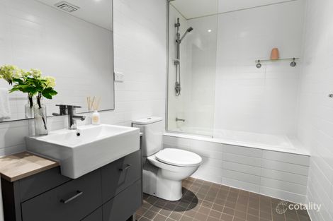 Property photo of 610/21 Hill Road Wentworth Point NSW 2127