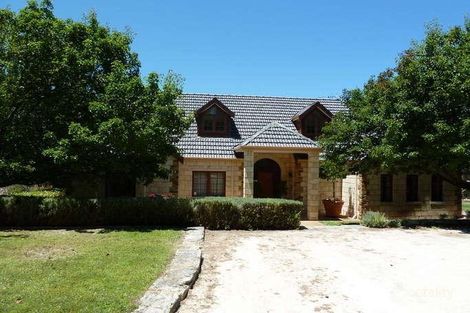 Property photo of 2 Rangeview Place Canning Vale WA 6155