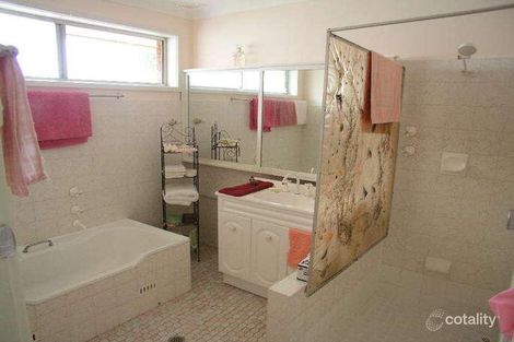 Property photo of 6 Frederick Street Pendle Hill NSW 2145