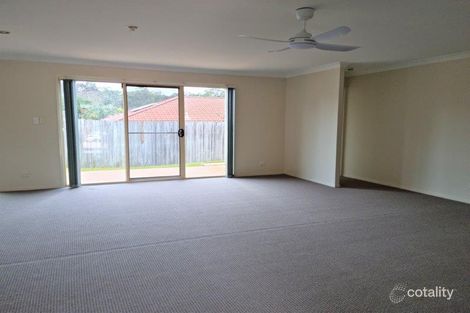 Property photo of 13 Newland Crescent Parkinson QLD 4115