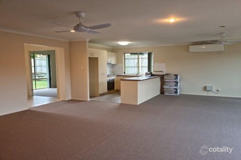 Property photo of 13 Newland Crescent Parkinson QLD 4115