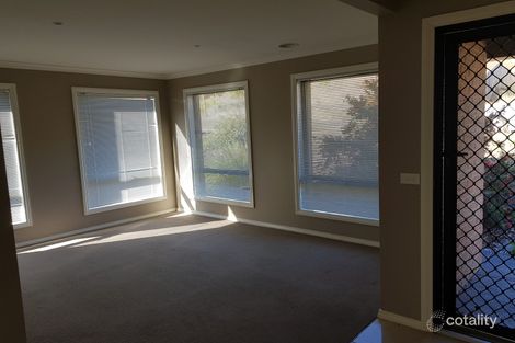 Property photo of 16 Wedmore Crescent Sunbury VIC 3429