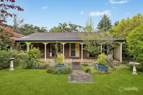 5 Hillcrest Rd, Wentworth Falls, NSW 2782