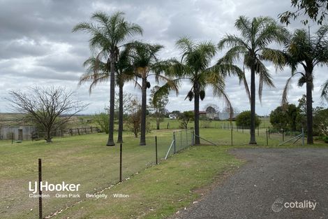 Property photo of 39 Blaxland Avenue Luddenham NSW 2745