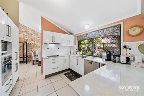 Property photo of 62 Chesterfield Crescent Kuraby QLD 4112