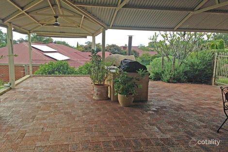 Property photo of 8 Crossing View Byford WA 6122