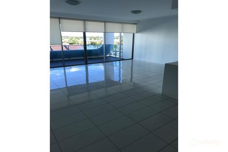 Property photo of 401/20 Labrador Street Labrador QLD 4215