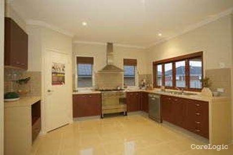 Property photo of 10 Eventide Rise Pakenham VIC 3810