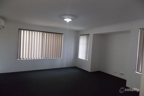 Property photo of 12 Gingerale Circle Byford WA 6122